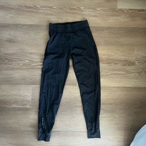 Balance athletica joggers